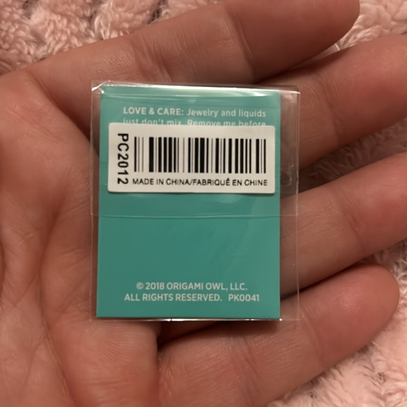 NWT “Christmas Lights” Origami Owl window plate - Picture 2 of 2